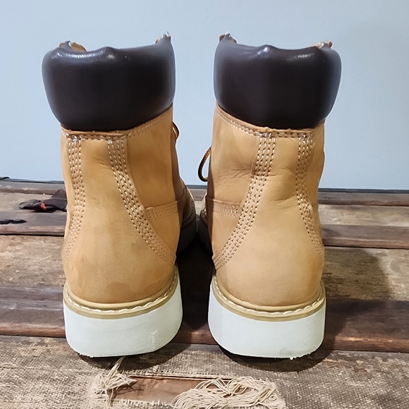 Timberland Kenniston 6" Lightweight Lace Up Boots with SensorFlex and Ortholite. - Picture 7 of 10